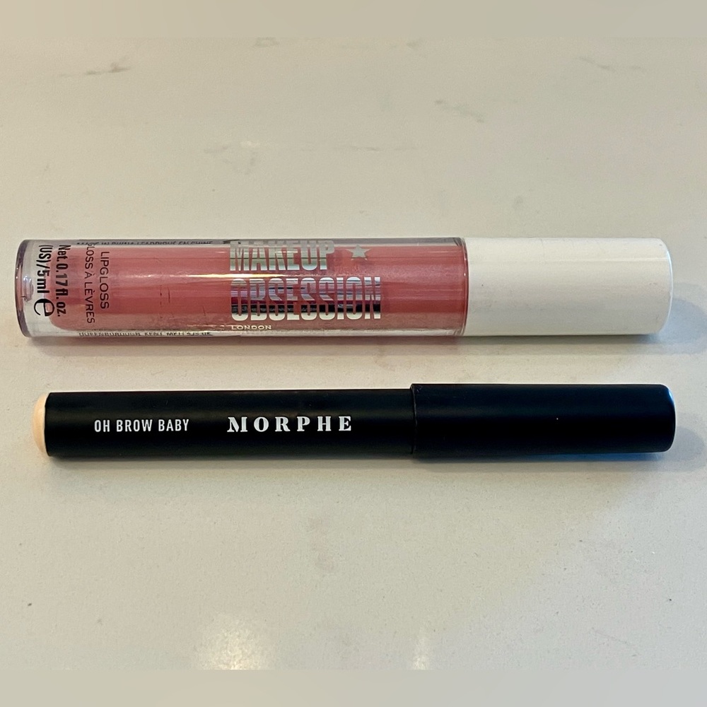 Makeup Obsession lip gloss (Forever) and Morphe highlighter stick (Oh Brow Baby)